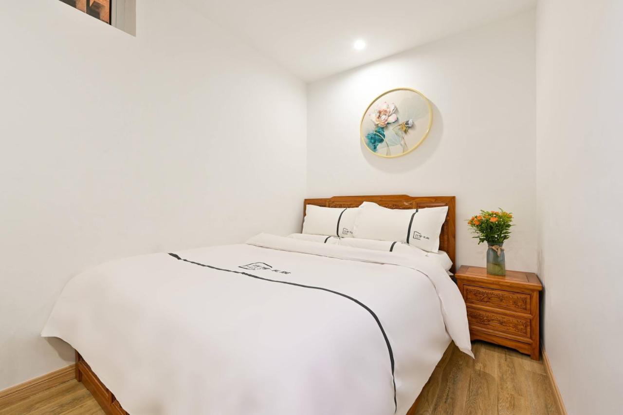 Hotel Xingshe Alley Courtyard Wangfujing Forbidden Branch - Breakfast Included & Speaking Reception & Free Wifi And Laundry & Hutong Culture & Cat-keeping & Flower-growing Terrace & One Day Tour Service & Free Coffee Beijing